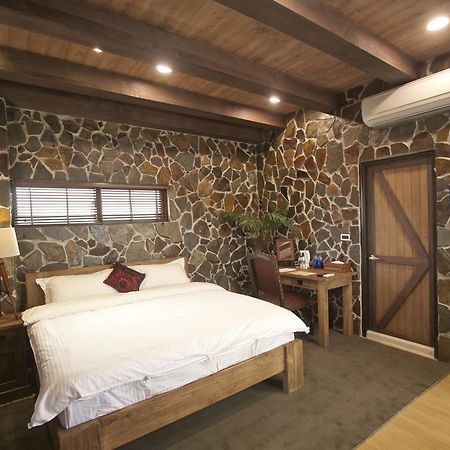 皇裔民宿 - 歐式小屋 Hualien stad Exteriör bild